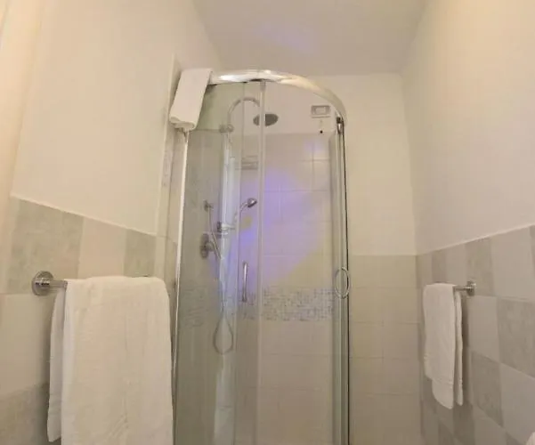 Guest house Three Angels Vatican 2*