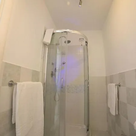 Guest house Three Angels Vatican 2*