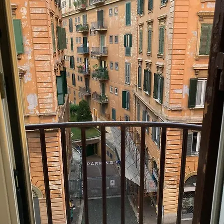 بيت ضيافة Three Angels Vatican روما